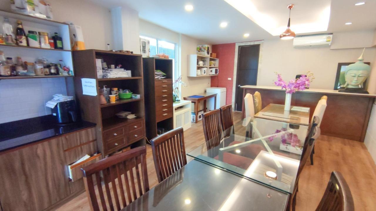 Moccara 10b/r With Private Pool. Pattaya